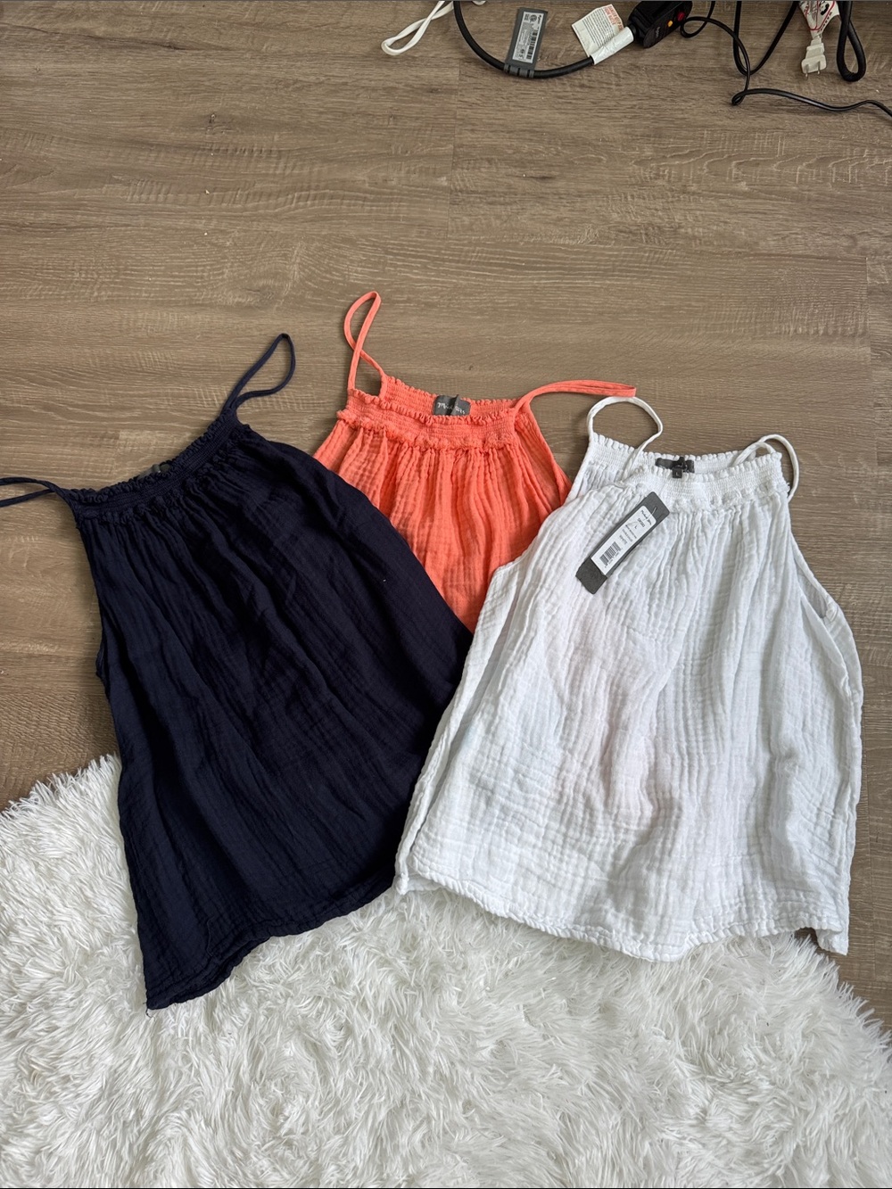 Set of 3 Gauze Tank Tops - Navy, Coral, White